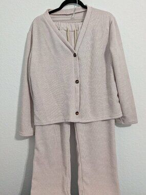 Women's Cozy Pajama Set Beige NWOT (XL)